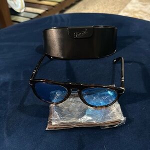 Persol Vintage 649 Sunglasses Stunning!